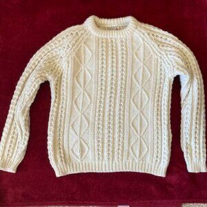 Gaeltarra Handloomed Aran 100% Wool Sweater, Youth size US 12, Ireland 33
